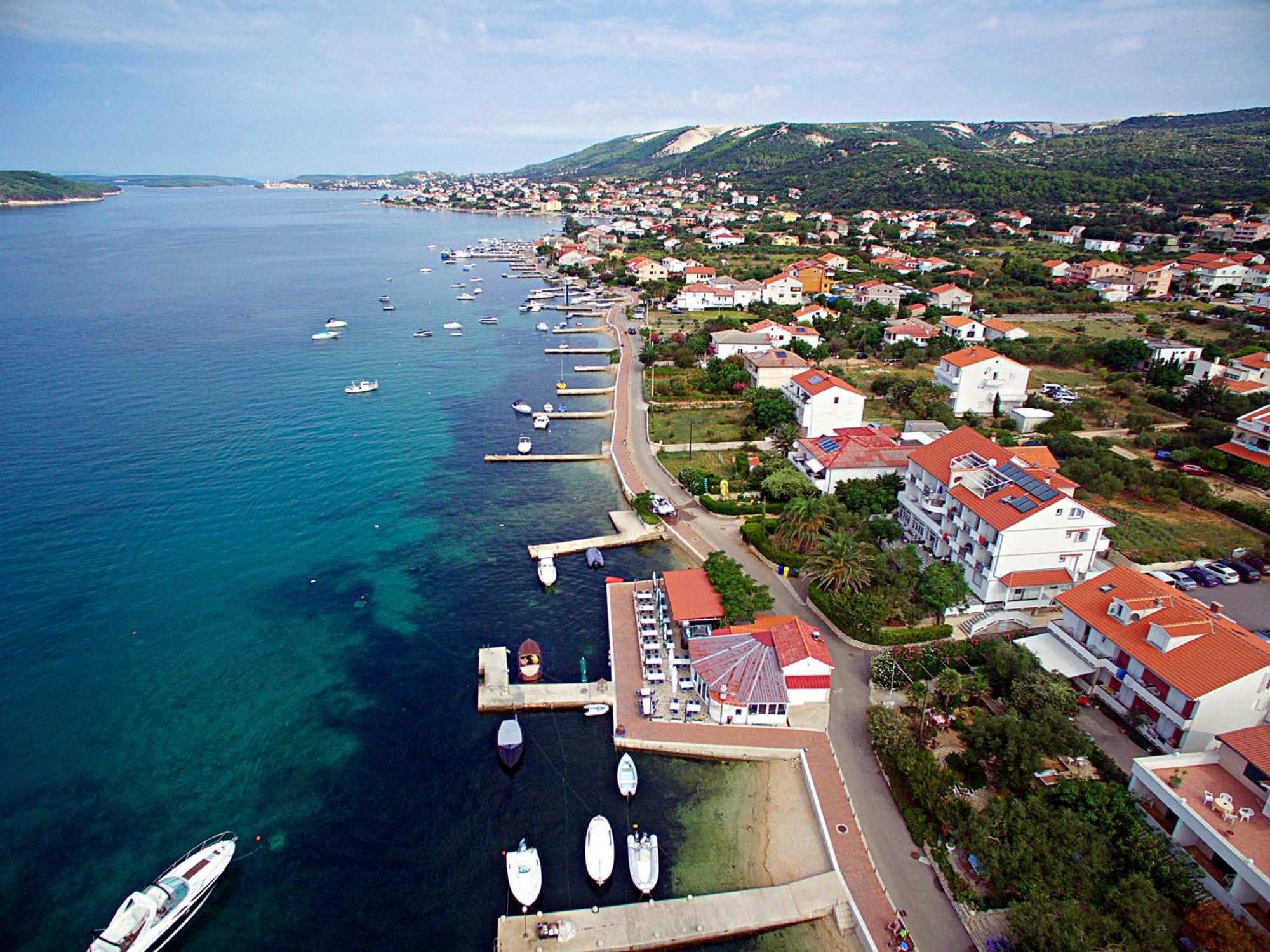 Apartmani Matusan Barbat na Rabu Dış mekan fotoğraf